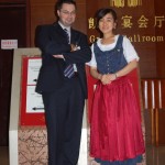 Christoph mit Hostesse